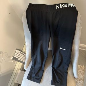 Nike pro leggings